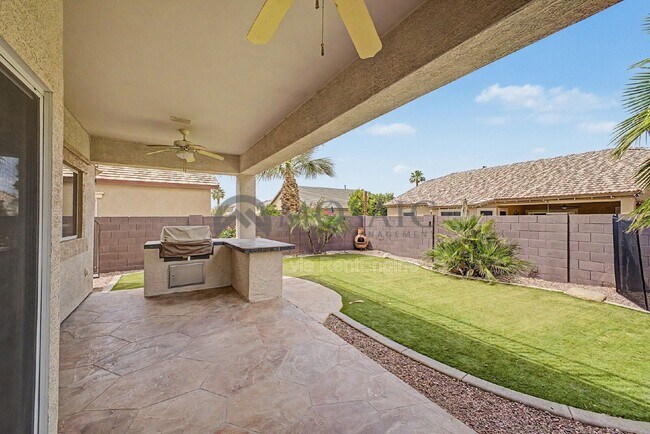 Building Photo - 3356 E Mayberry Ave