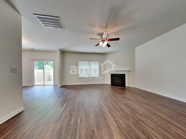 Building Photo - 4853 Billingsgate Ln