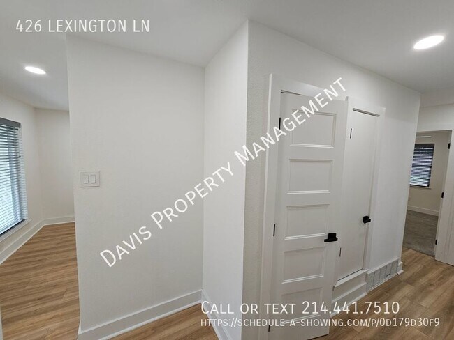 Building Photo - 426 Lexington Ln