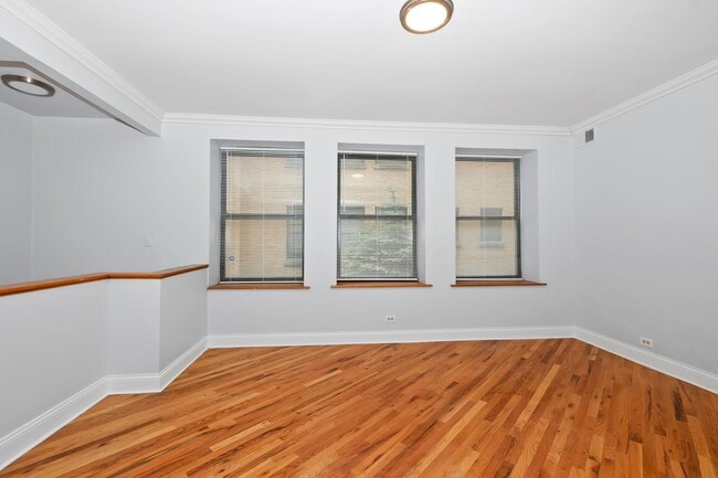 Building Photo - South Shore Unit Available Now