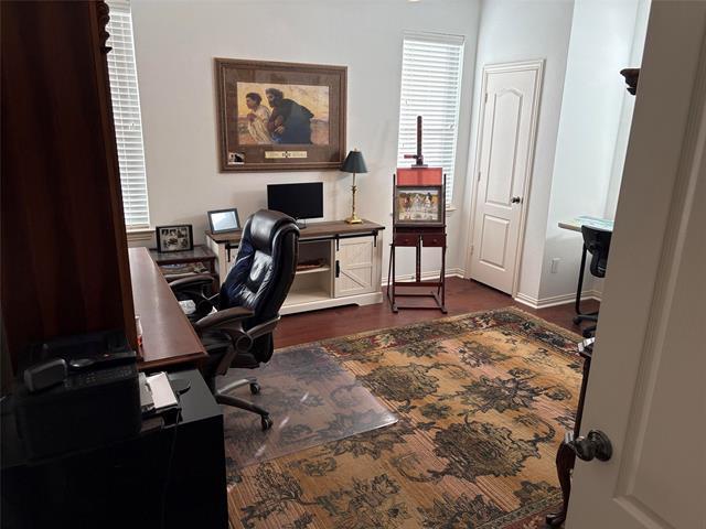 Building Photo - 6734 Oak Hill Ln