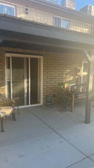 Building Photo - 1628 W Lindley Dr