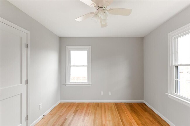 Building Photo - 2910 Fendall Ave