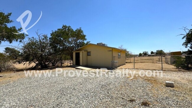 Building Photo - 13193 Begonia Rd