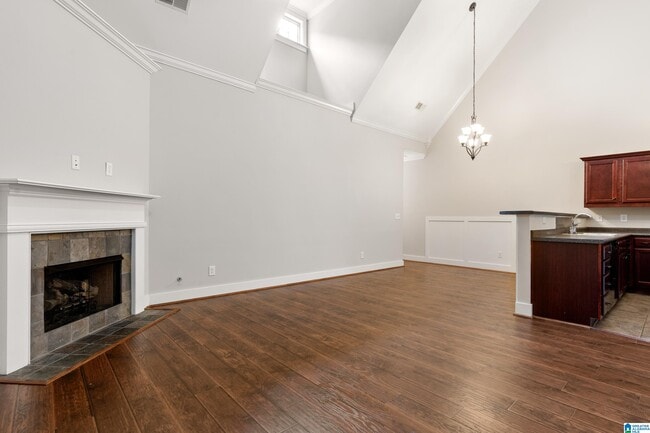 Building Photo - 132 Singapore Cir