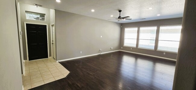 Building Photo - 21703 Sierra Long Dr