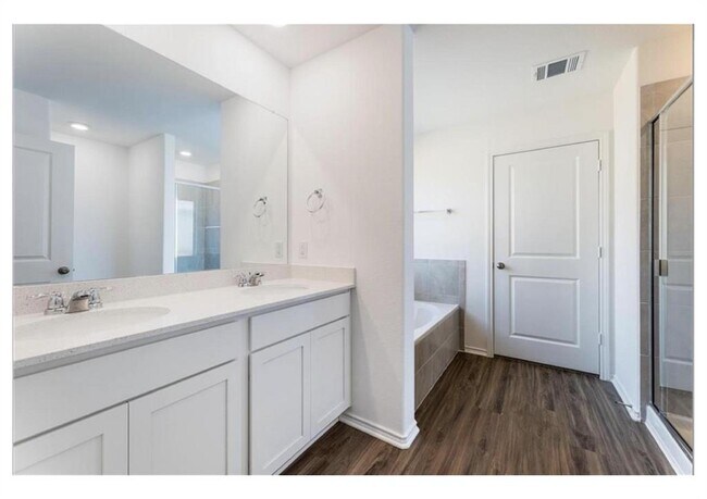 Building Photo - 381 Jack Ryan