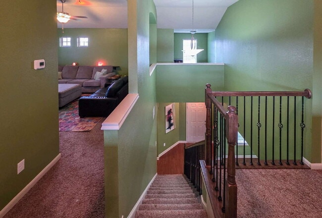 Building Photo - 2025 Stubbs Dr