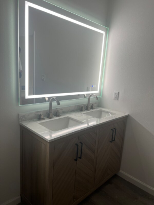 Building Photo - 2125 Hamilton Ave