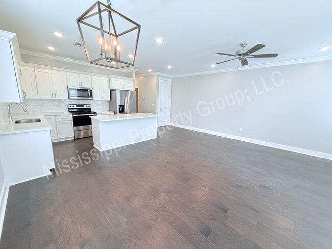 Building Photo - 3BR/3.5BA For Rent