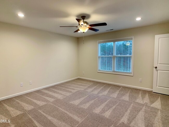 Building Photo - 85 Henhouse Ct