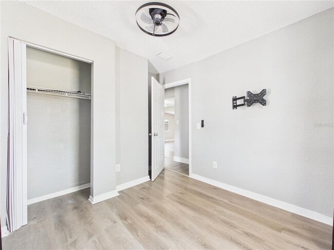 Building Photo - 605 S Disston Ave