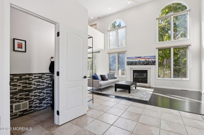 Building Photo - 211 Piper's Landing Ct