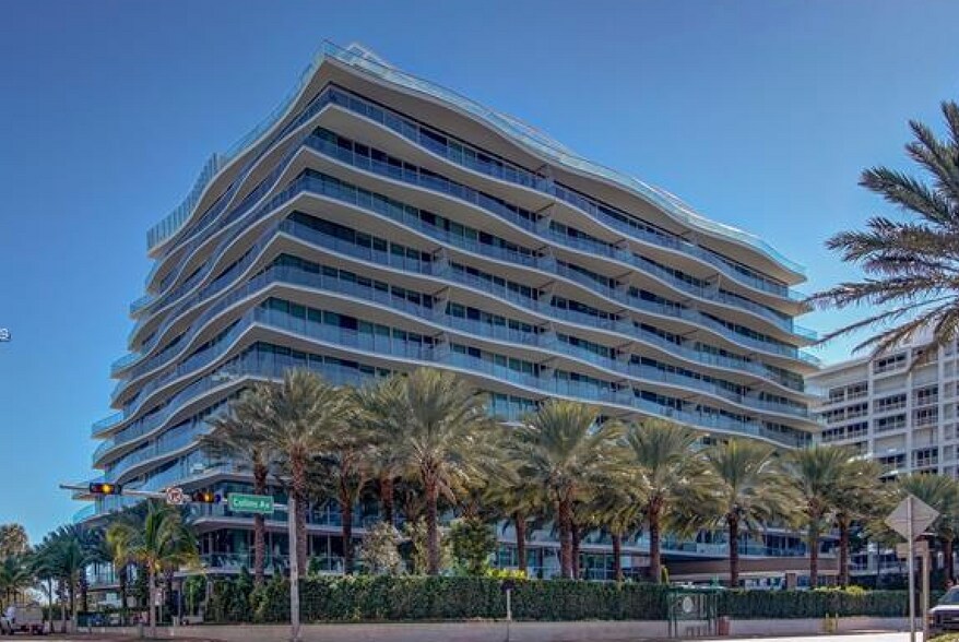 Building Photo - 8701 Collins Ave