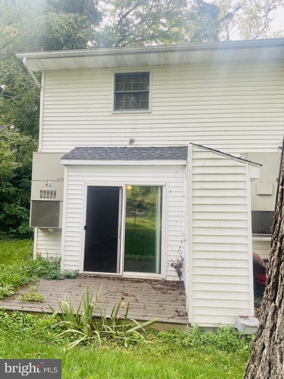 Building Photo - 938 Grantham Rd