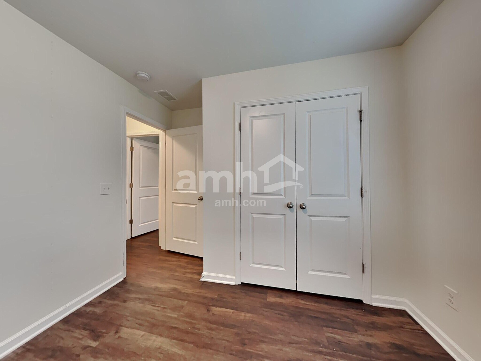 Building Photo - 1360 Hermitage Ln