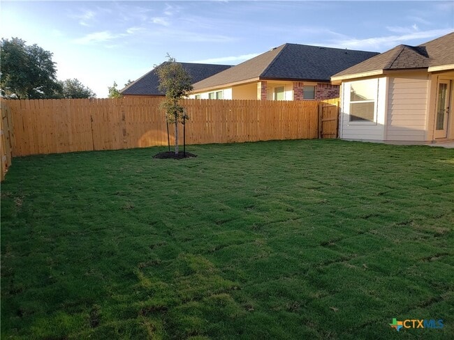 Building Photo - 5550 Perdita Dr