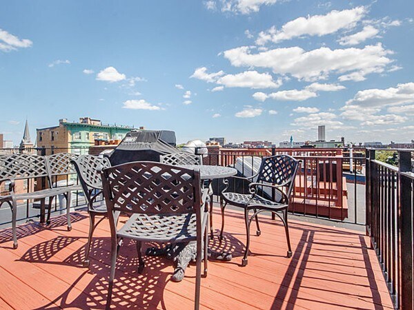 Building Photo - 477 Massachusetts Ave