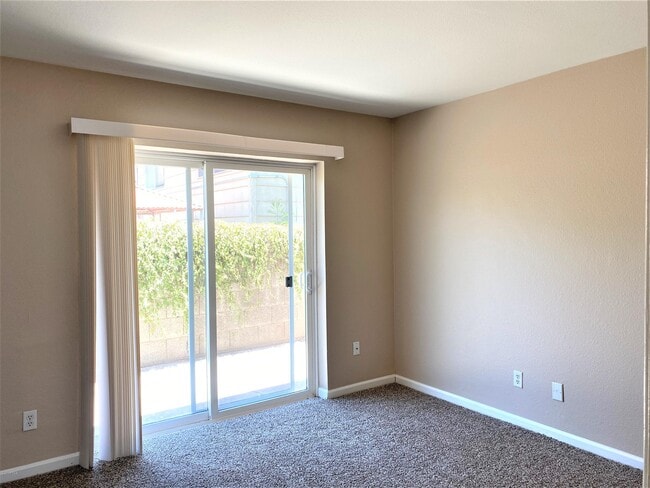 Building Photo - 4601 W Northview Ave