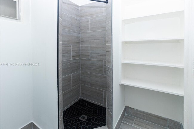 Building Photo - 1840 Fillmore St