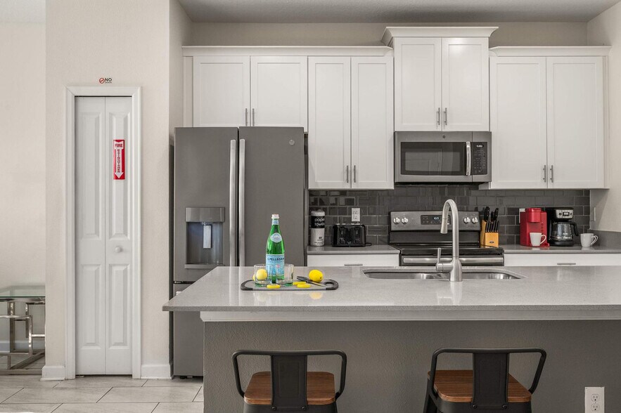 Building Photo - 1551 Sandbagger Dr