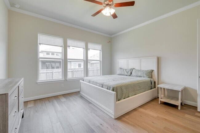 Building Photo - 4304 Allenbrook Dr