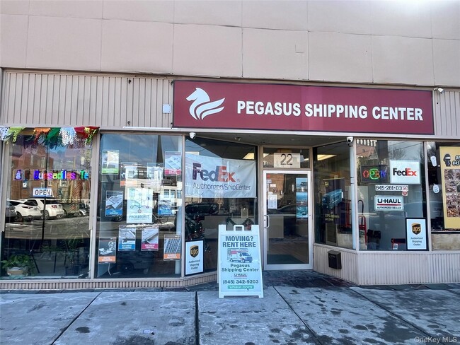 Building Photo - 22 E Main St