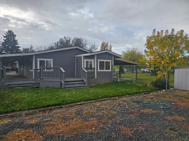 Building Photo - 614 S Andes Rd