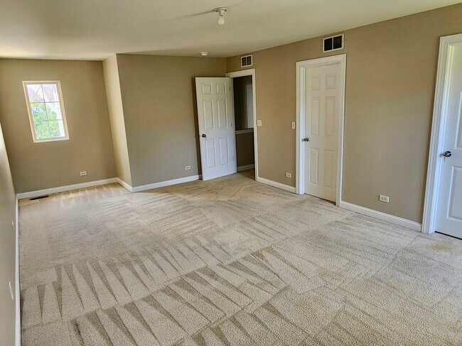 Building Photo - 1904 Cobblestone Dr