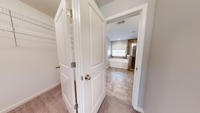 Building Photo - Beautiful 2 Story Home in W Richland