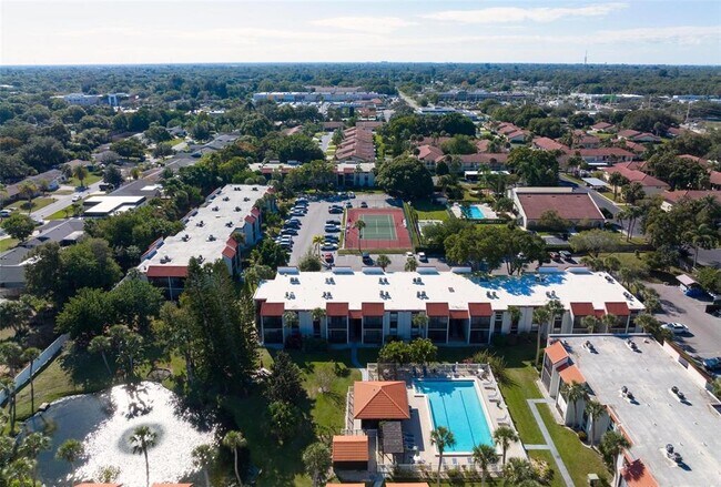 Building Photo - 3223 S Beneva Rd