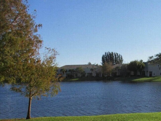 Building Photo - 4616 Palmbrooke Cir