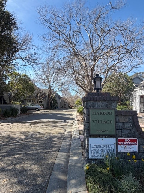 Harbor Village entrance - 147 Southampton Ln