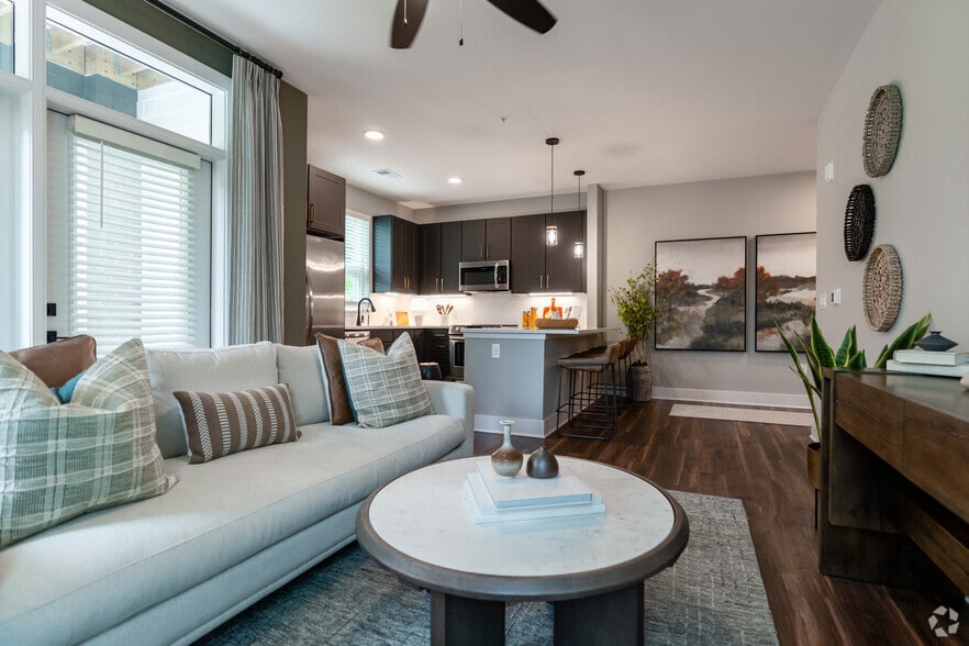 1BD,1BA-795 SF - Kelby Farms