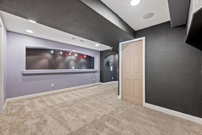 Building Photo - 2258 S Gibralter Way