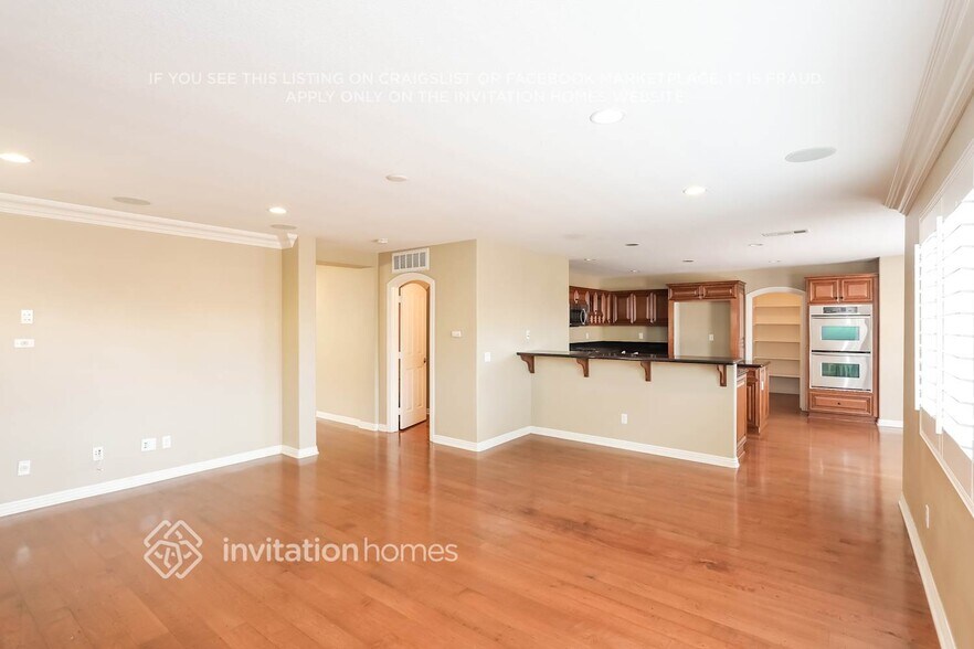 Building Photo - 11042 Evergreen Loop