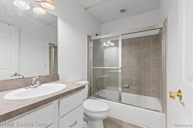 Building Photo - 2475 Horace St