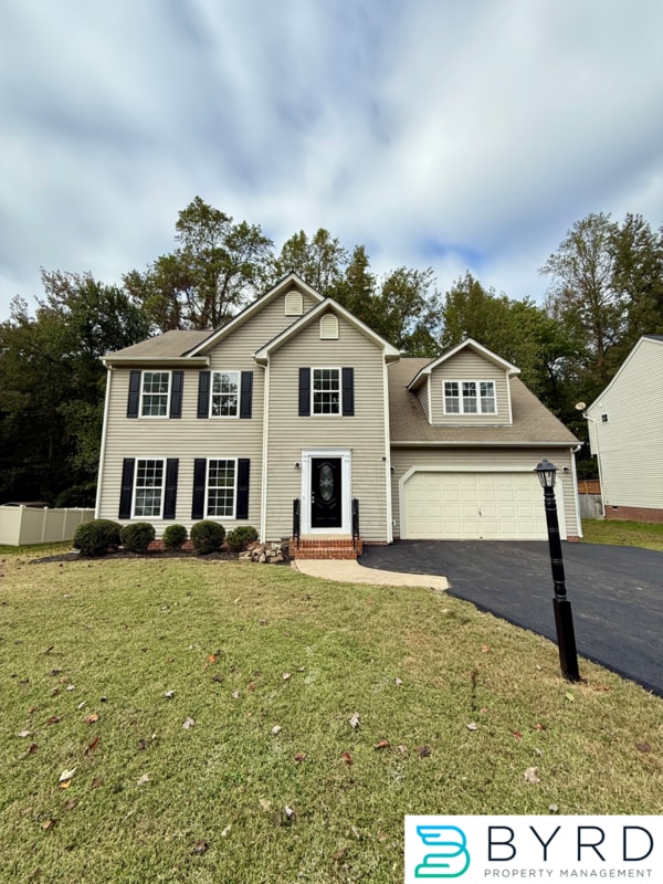 Primary Photo - 913 Wheelwood Way