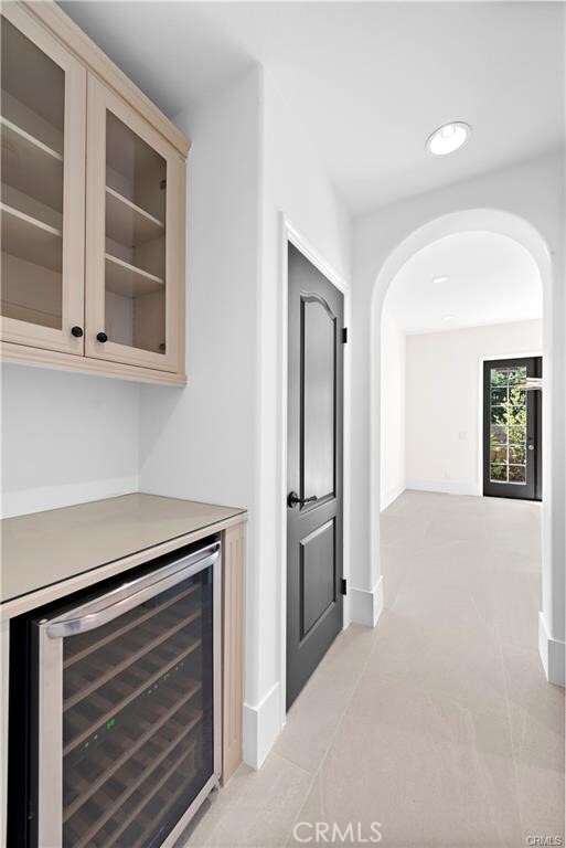 Building Photo - 48 Talmont