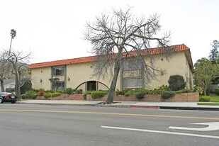 Building Photo - 510 Central Ave