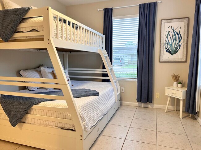 Building Photo - 19 Coco Ct