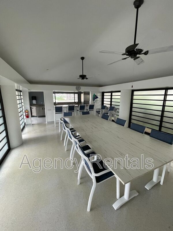 Building Photo - 1212 Nuuanu Ave