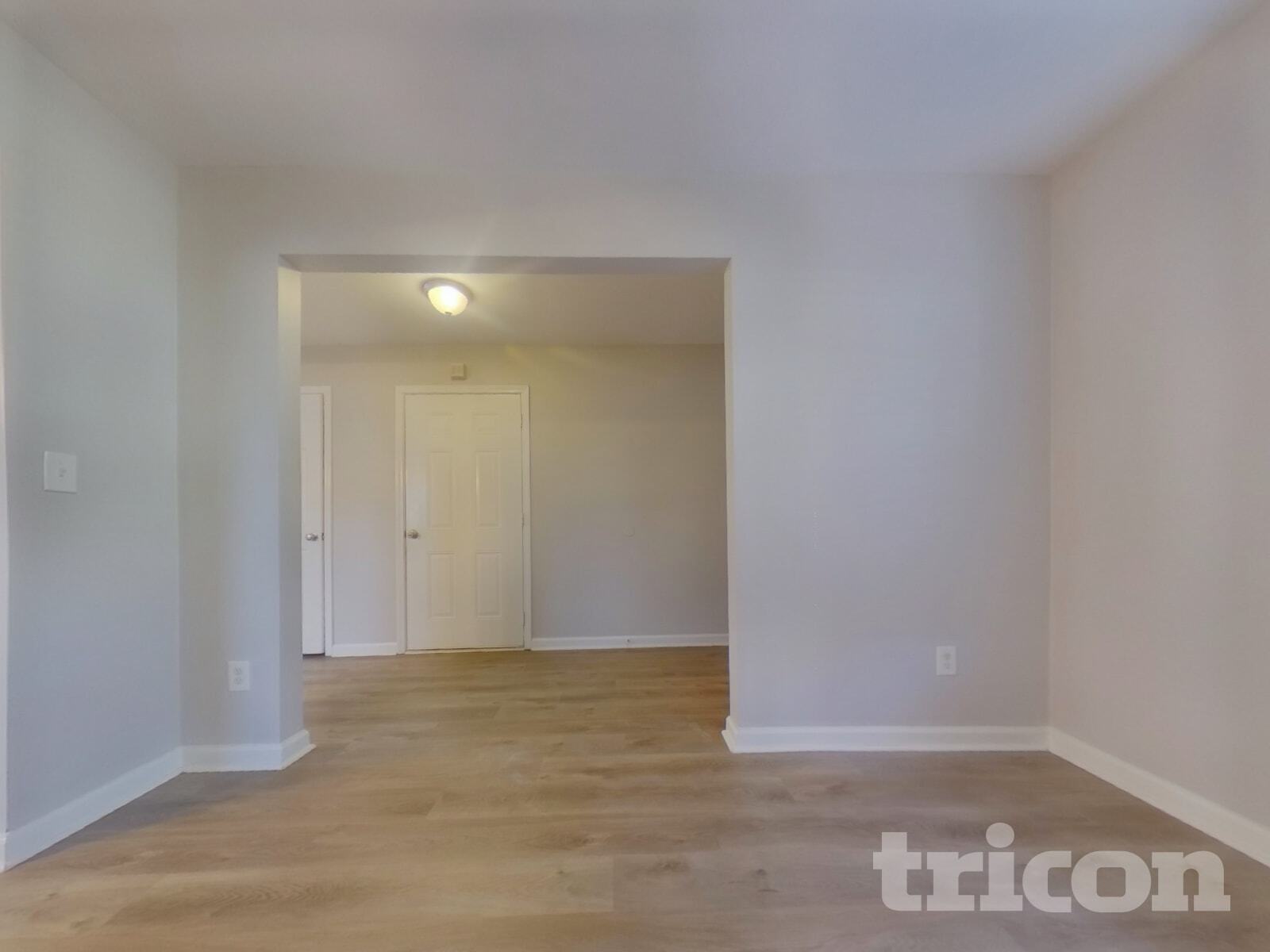 Building Photo - 613 Amberwood Dr