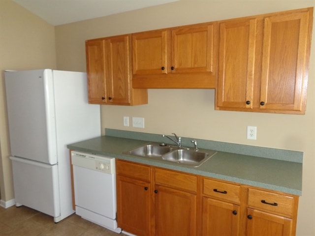 Building Photo - 10132 Orchard Grass Ct