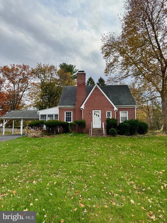 Building Photo - 927 Hamilton St