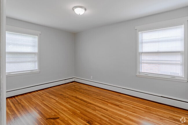 1BR, 1BA - 700SF - The Point Apartments