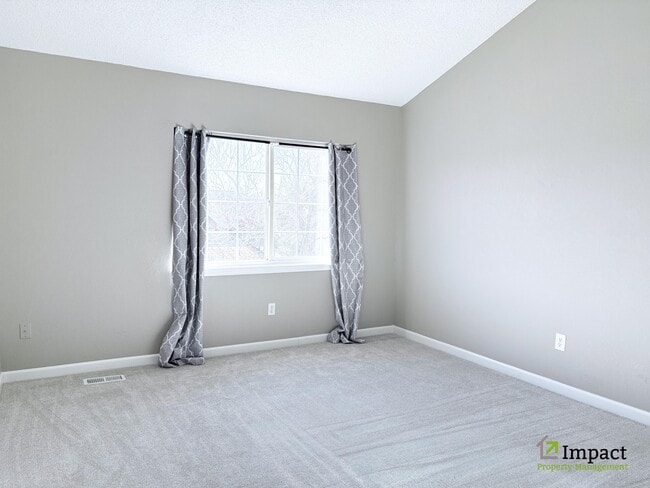 Building Photo - 18002 Becket Dr