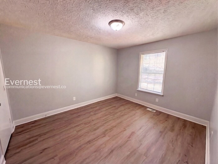 Building Photo - 426 Park Ridge Cir