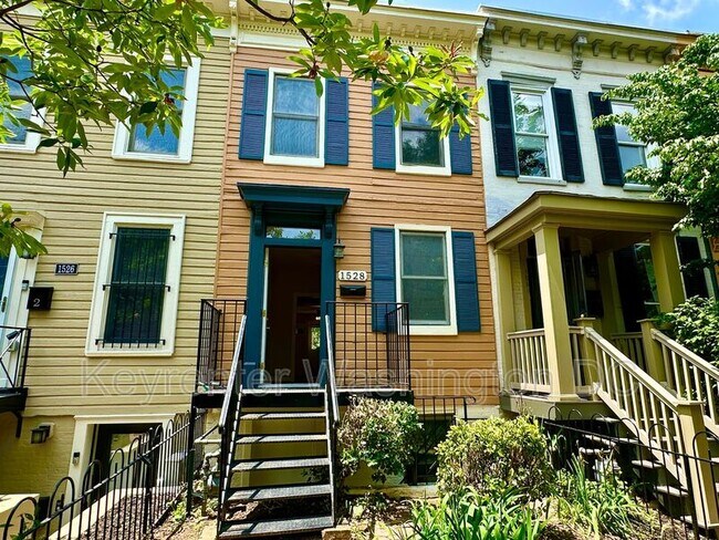 Building Photo - 1528 8th St NW