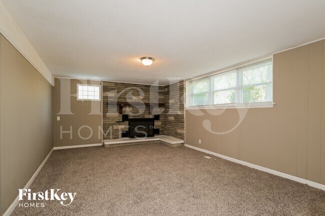 Building Photo - 1785 Trotter Way